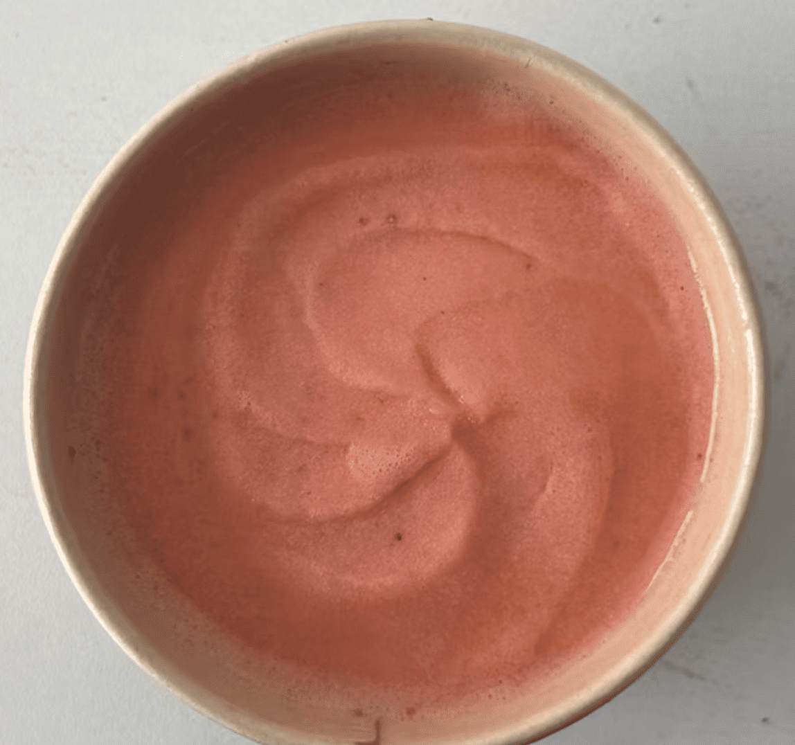 Helado de Maracuyá con Fresa, una combinación tropical refrescante